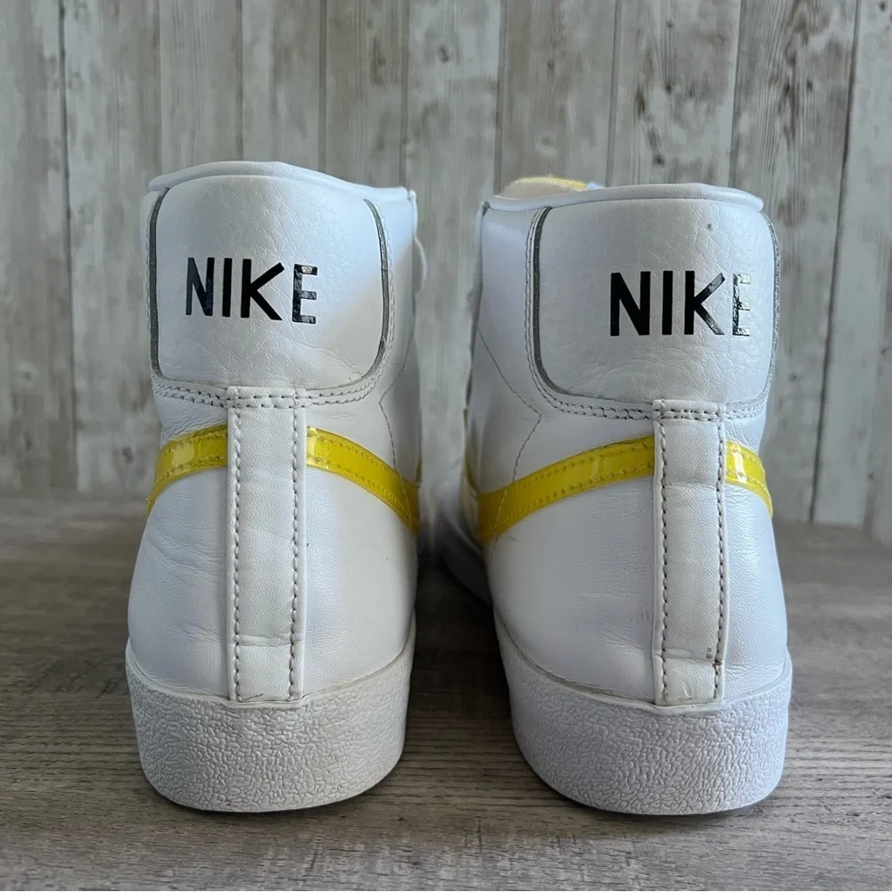 Nike Blazer 77 Mid White and Yellow High-Tops Unisex Mens 8.5, Womens 10